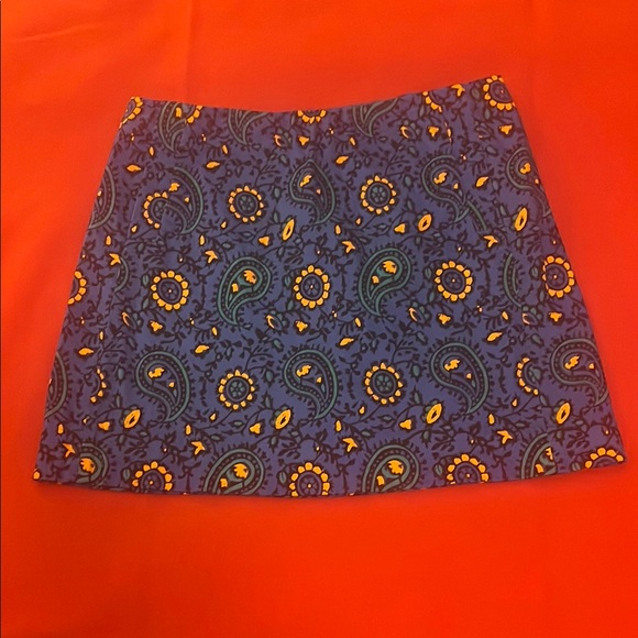 J. Crew Dresses & Skirts - J. Crew Mini Skirt with pockets